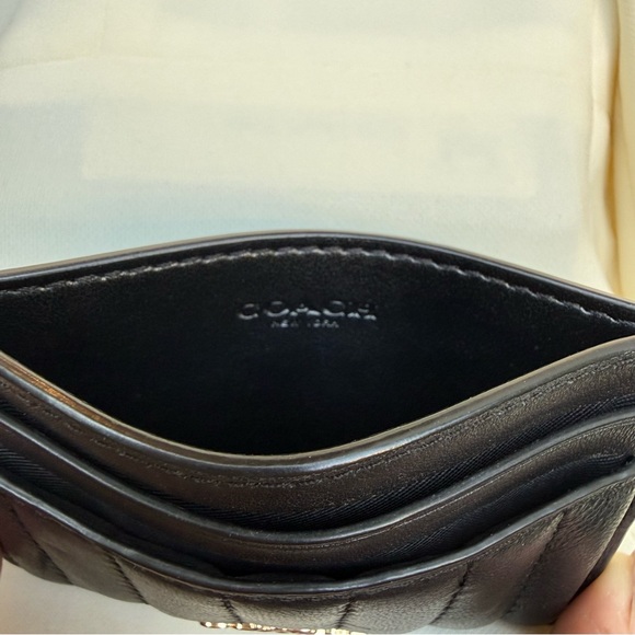 COACH Linear Quilting Card Case in Black Nappa Leather 2980 - Picture 7 of 10